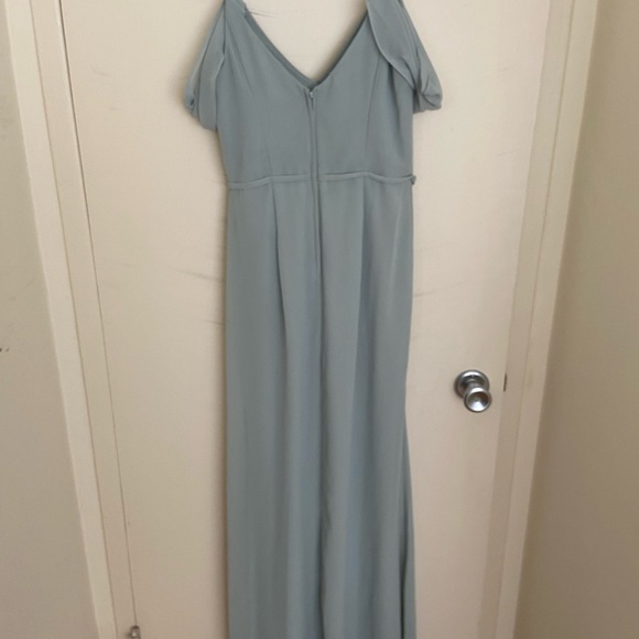 David’s bridal dusty sage chiffon bridesmaids dress. Size 2 - Picture 8 of 11